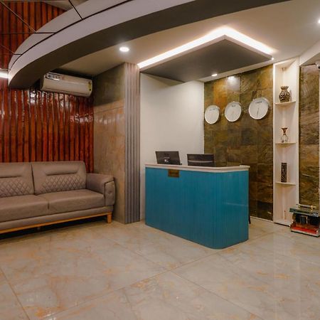 Dream Hotel - Richmond Bangalore Bagian luar foto