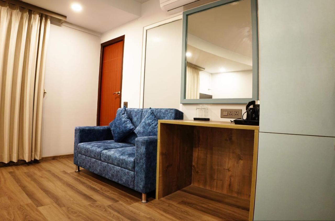 Dream Hotel - Richmond Bangalore Bagian luar foto