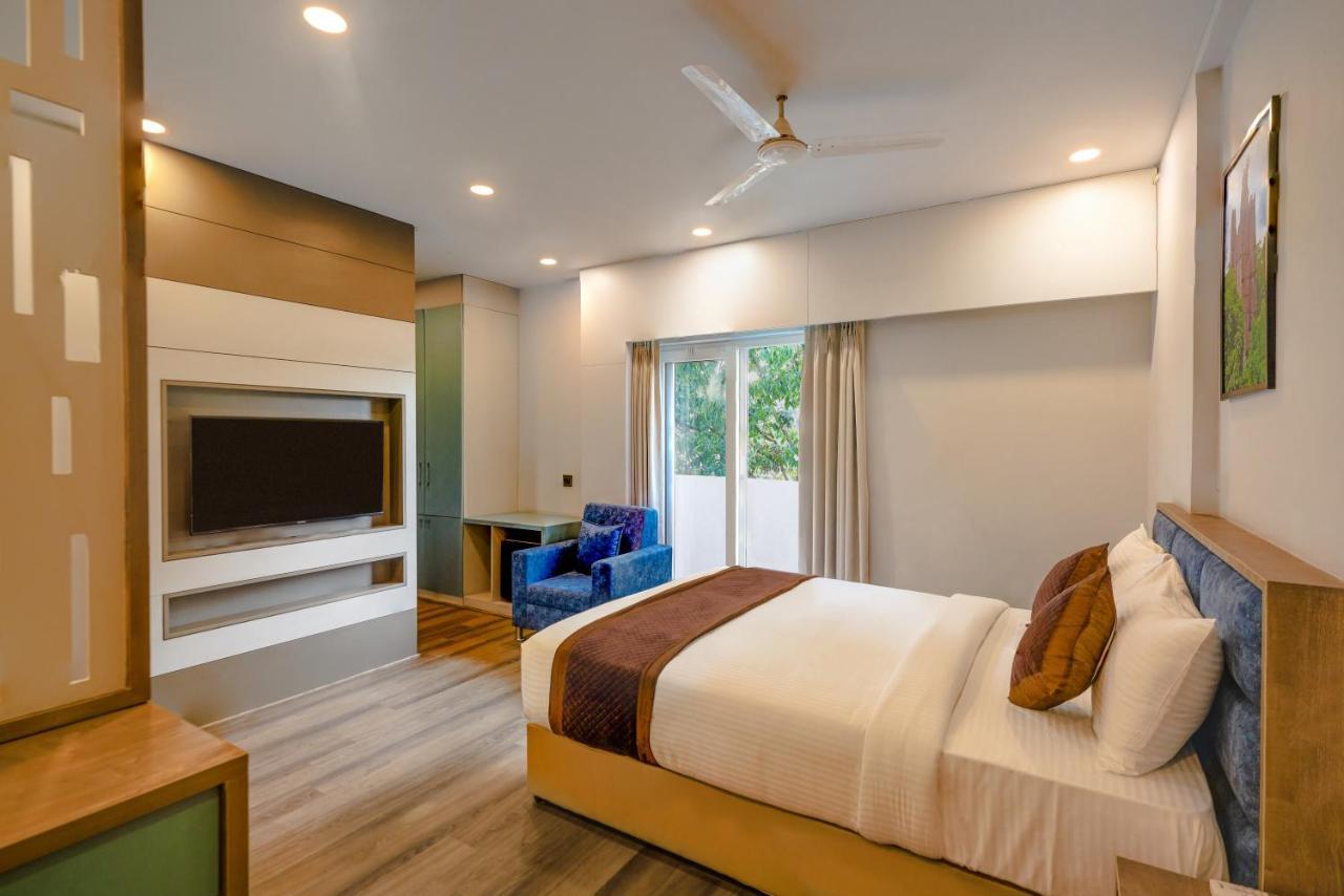 Dream Hotel - Richmond Bangalore Bagian luar foto